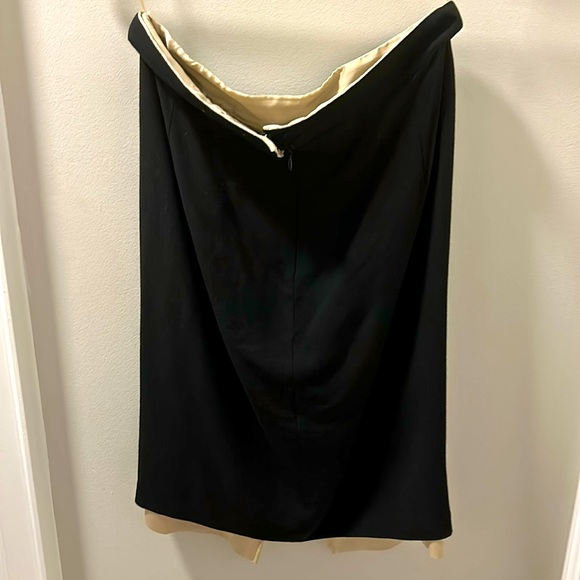 Italian skirt - Picture 2 of 3